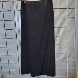 Harold's size 14 black skirt